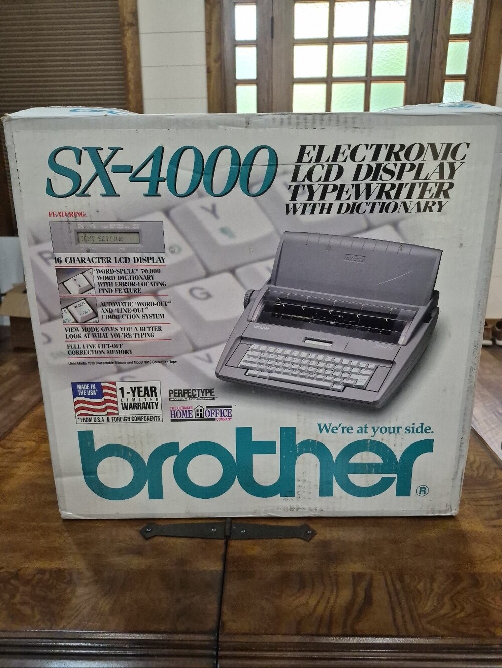 Brother SX-4000 LCD Digital Display Electronic Typewriter With Dictionary & Box